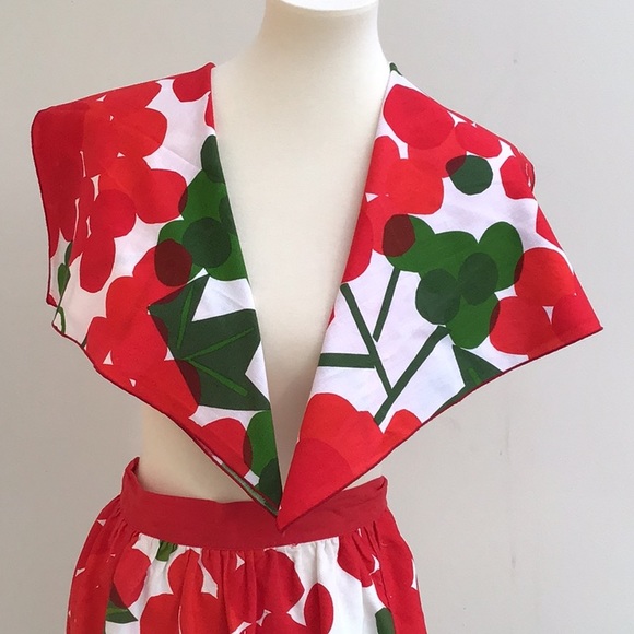 Vintage Vera Cherry Apron and napkins - Picture 3 of 5